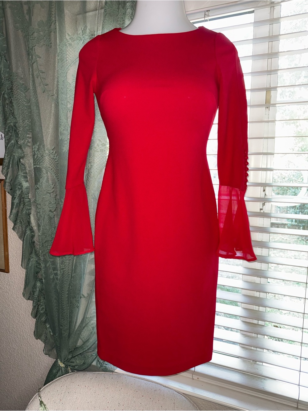 Calvin Klein Chiffon Bell Sleeve Sheath Dress Red size 2